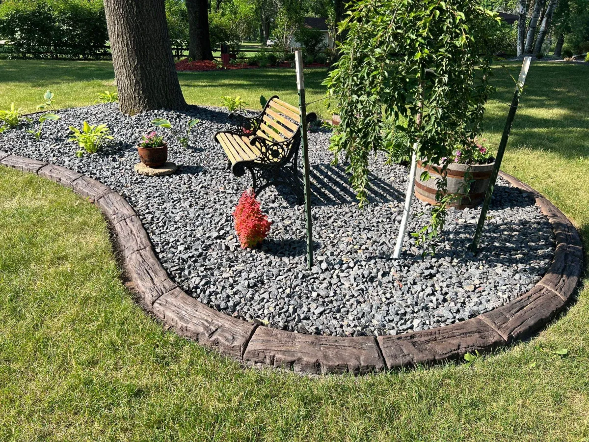 Concrete landscape curbing in Winter Haven, Florida residential neighborhood